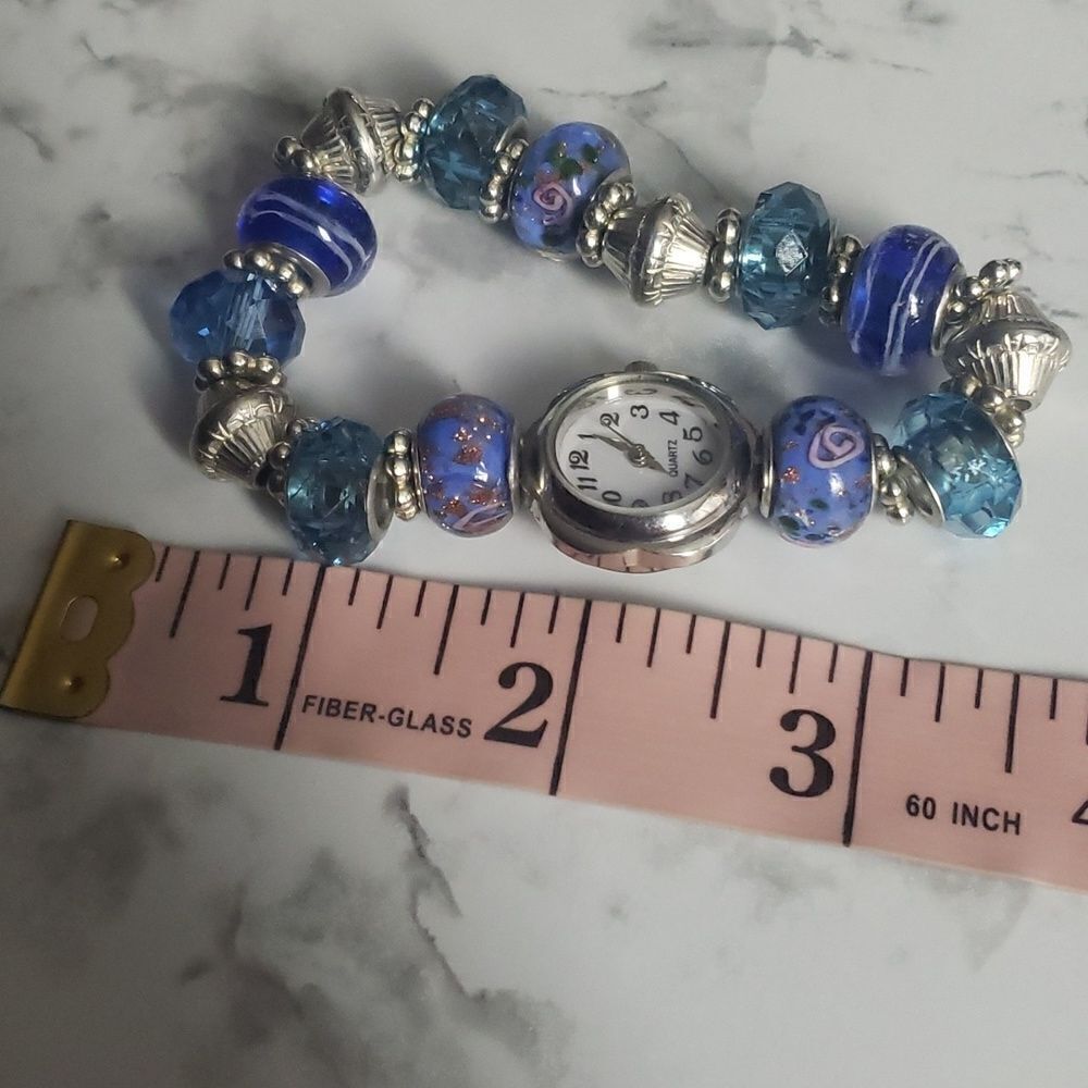 Blue Elastic Quartz Watch‎ - Picture 2 of 4